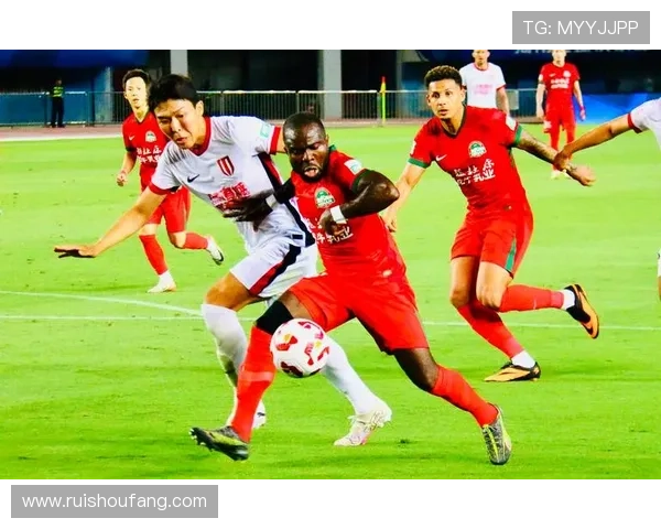 成都蓉城主场惜败河南队 提前一轮痛失中超冠军梦想