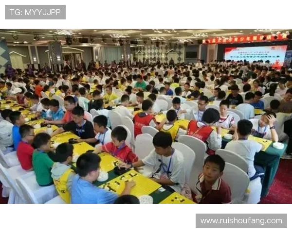 庆祝国庆第六届大连市青少年围棋棋王赛圆满收官展现蓬勃青春风采